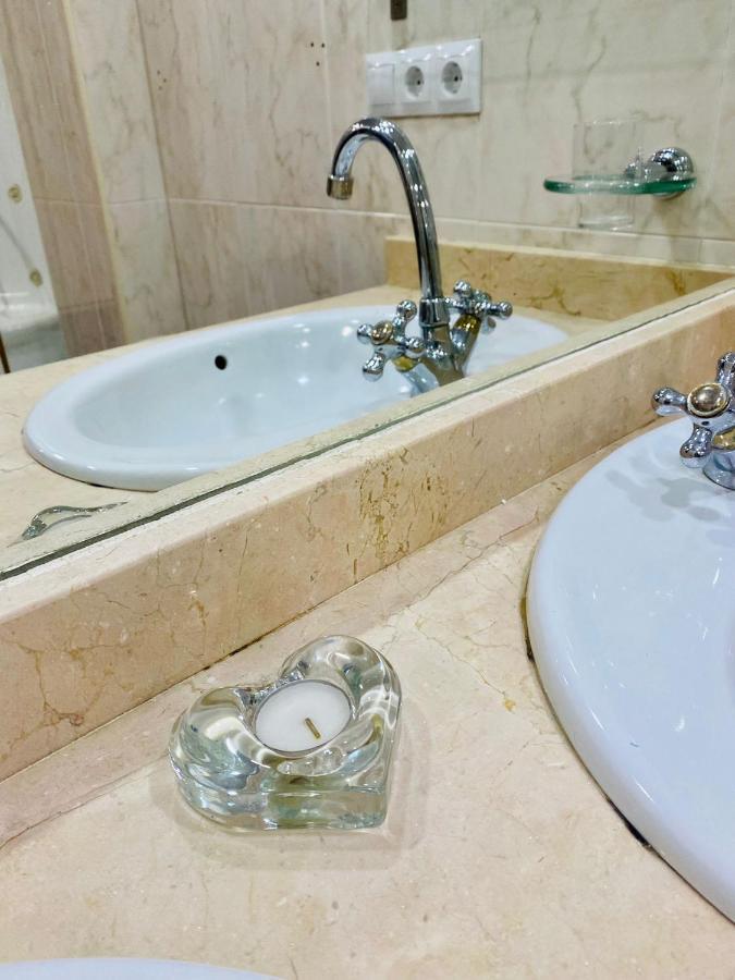 Fantastico Duplex Corazon De La Juderia Sevilla Buitenkant foto